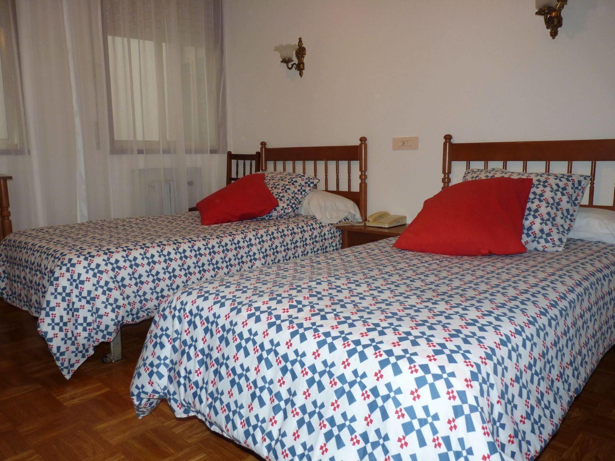 Hotel Espana Lugo Kültér fotó